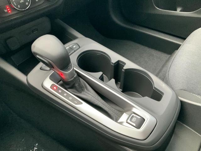 Photo of 2025 Summit White Chevrolet Trax