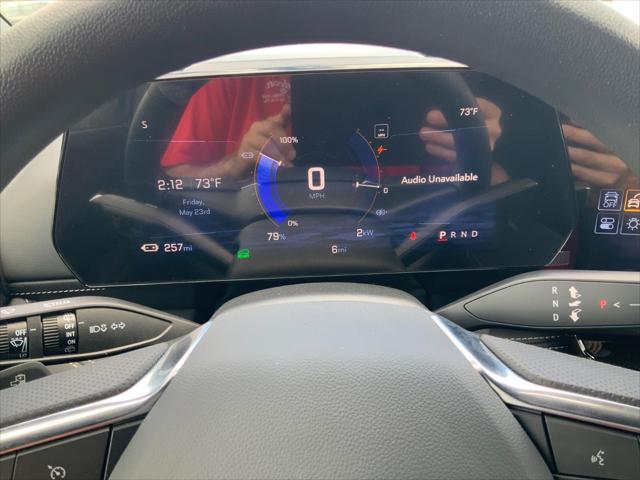Photo of 2025 Summit White Chevrolet Blazer EV