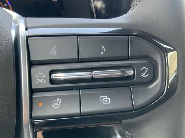 Photo of 2025 Radiant Red Tintcoat Chevrolet Colorado