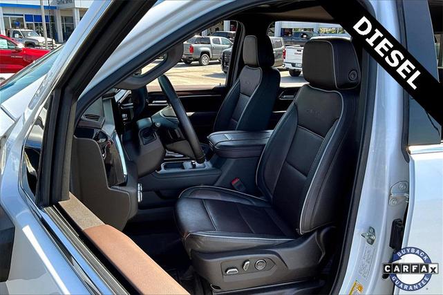 Photo of 2024 White Frost GMC Sierra 3500