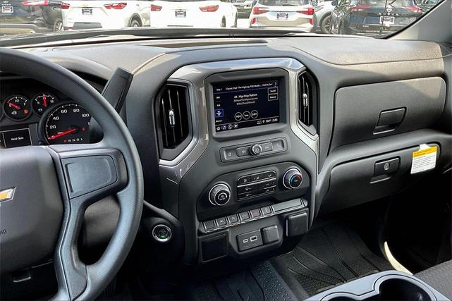 Photo of 2025 Black Chevrolet Silverado 1500