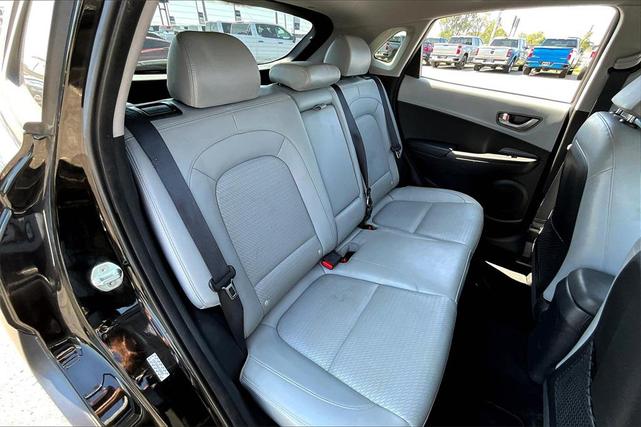 Photo of 2021 Ultra Black Hyundai KONA