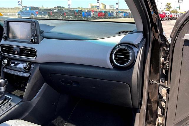 Photo of 2021 Ultra Black Hyundai KONA
