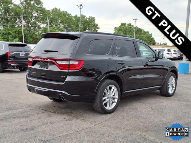 Photo of 2024 DB Black Crystal Clearcoat Dodge Durango