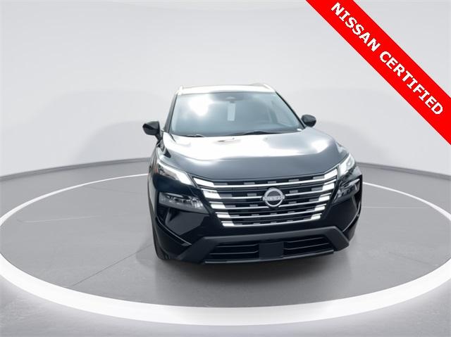 Photo of 2024 Black Nissan Rogue