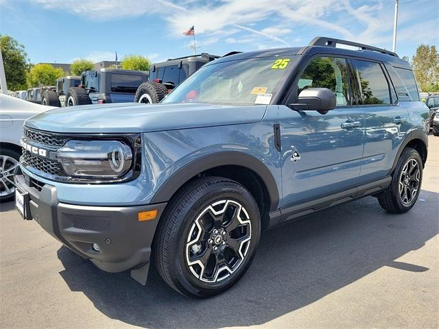 Photo of 2025 Azure Gray Metallic Ford Bronco Sport