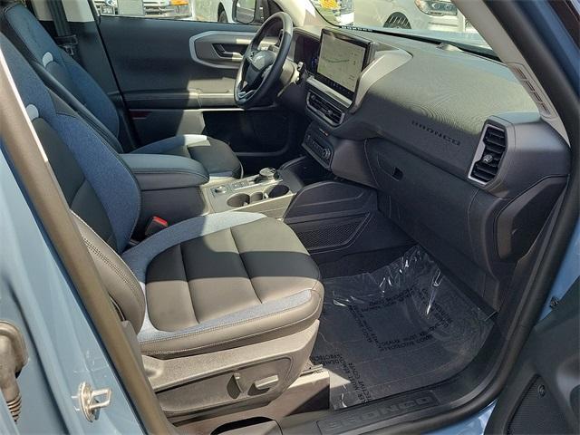 Photo of 2025 Azure Gray Metallic Ford Bronco Sport