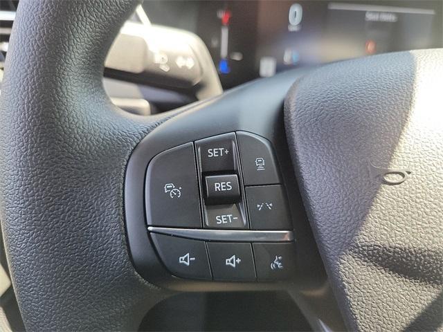 Photo of 2025 Oxford White Ford Escape