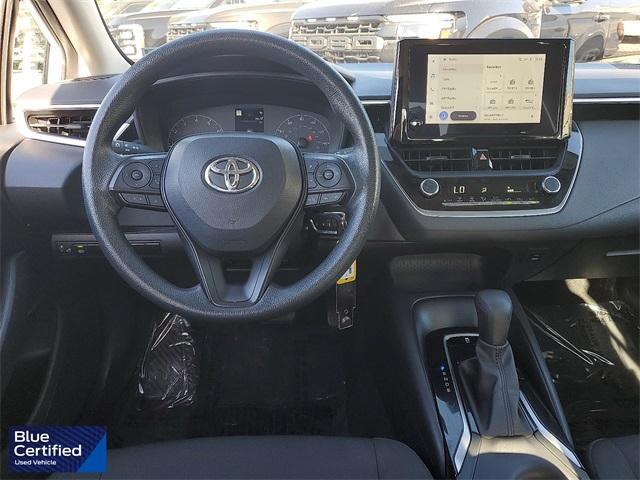 Photo of 2023 White Toyota Corolla