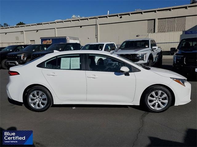 Photo of 2023 White Toyota Corolla