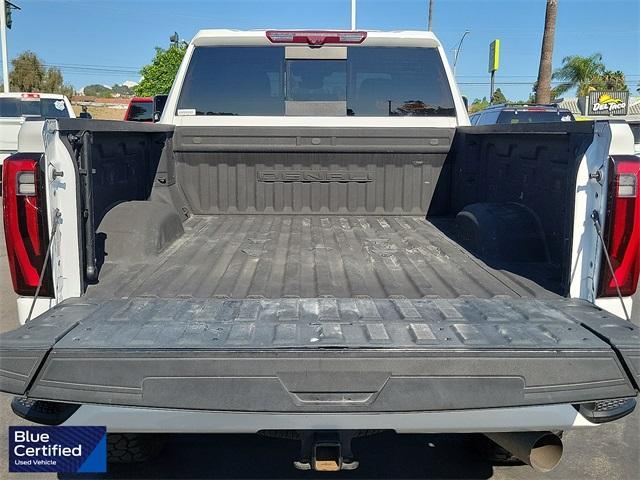 Photo of 2024 White Frost Tri-Coat GMC Sierra 2500