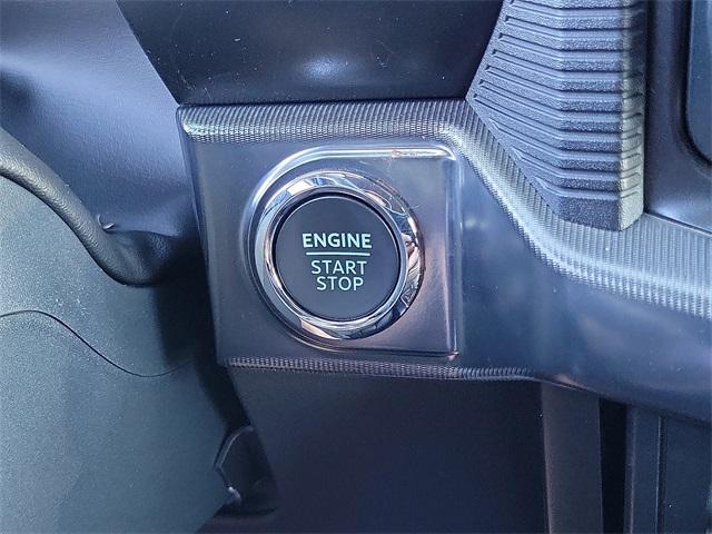 Photo of 2025 Oxford White Ford F-150