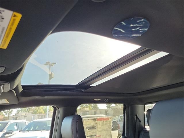 Photo of 2025 Oxford White Ford F-150