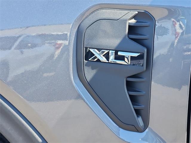 Photo of 2025 Carbonized Gray Metallic Ford Ranger