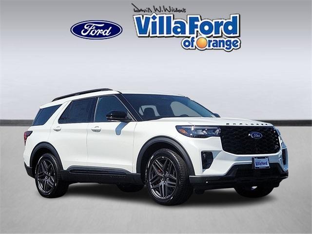 Photo of 2025 Star White Ford Explorer