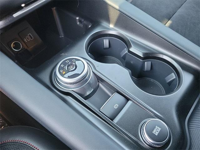 Photo of 2025 Star White Ford Explorer