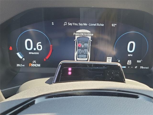 Photo of 2025 Star White Ford Explorer