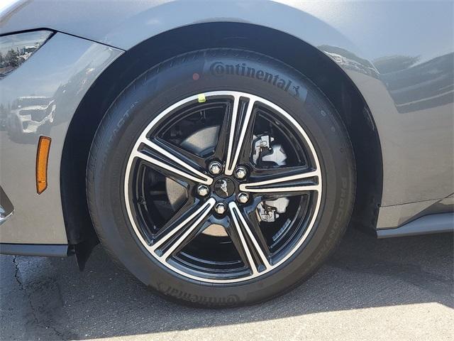 Photo of 2025 Carbonized Gray Metallic Ford Mustang