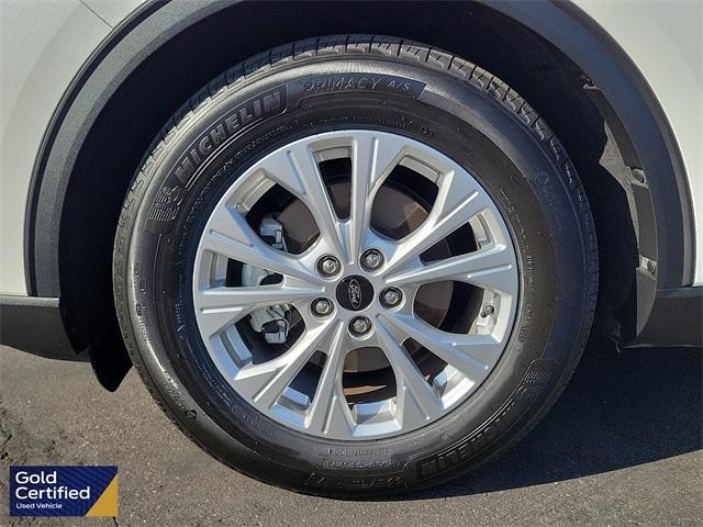 Photo of 2023 Star White Ford Escape