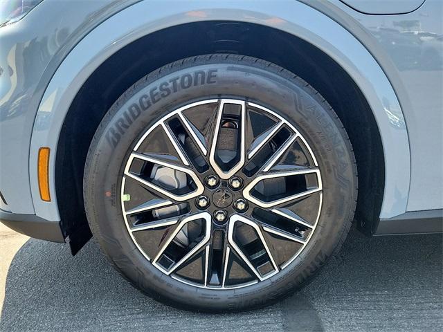 Photo of 2025 Glacier Gray Metallic Ford Mustang Mach-E