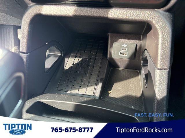 Photo of 2024 Carbonized Gray Metallic Ford Ranger