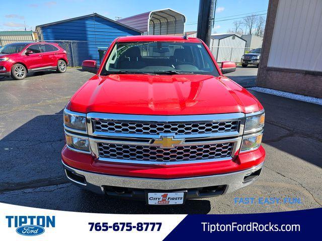 Photo of 2015 Victory Red Chevrolet Silverado 1500