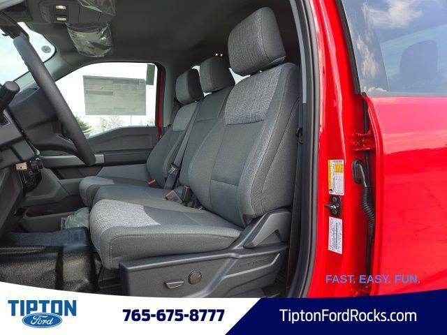 Photo of 2025 Race Red Ford F-350