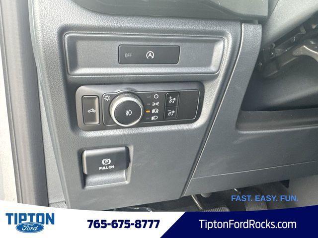Photo of 2025 Silver Metallic Ford F-150