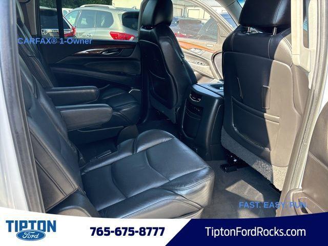 Photo of 2019 Crystal White Tri-Coat Cadillac Escalade ESV