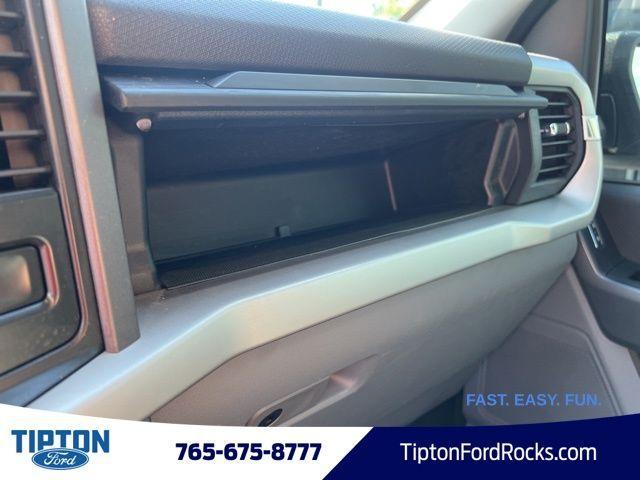 Photo of 2022 Oxford White Ford F-150