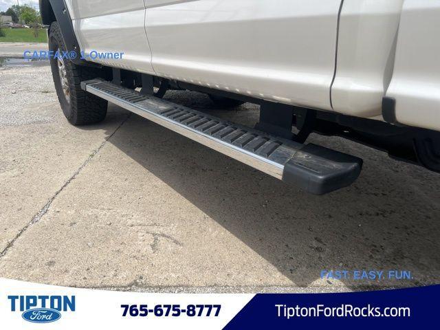 Photo of 2019 White Platinum Clearcoat Metallic Ford F-250