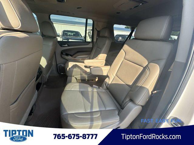 Photo of 2017 Iridescent Pearl Tricoat Chevrolet Suburban