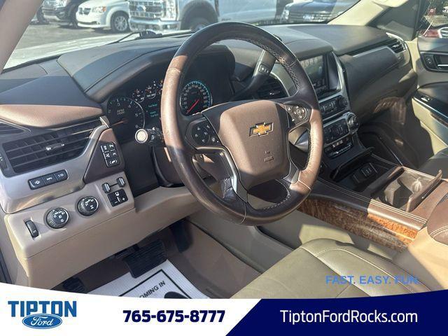 Photo of 2017 Iridescent Pearl Tricoat Chevrolet Suburban