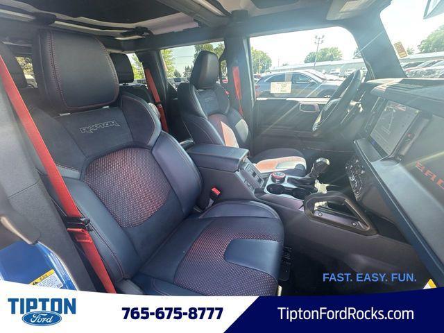 Photo of 2025 Blue Metallic Ford Bronco