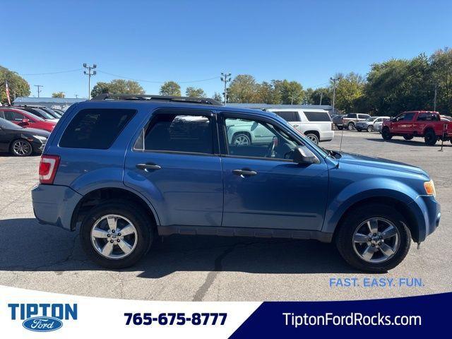 Photo of 2009 Sport Blue Clearcoat Metallic Ford Escape