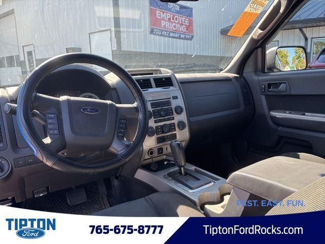 Photo of 2009 Sport Blue Clearcoat Metallic Ford Escape
