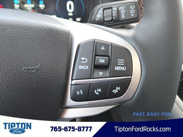 Photo of 2025 Iconic Silver Metallic Ford Explorer