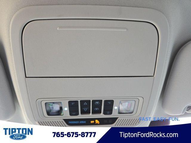 Photo of 2025 Iconic Silver Metallic Ford Explorer