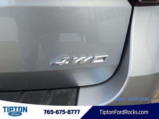 Photo of 2025 Iconic Silver Metallic Ford Explorer