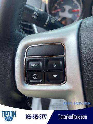 Photo of 2014 Bright White Clearcoat Chrysler 200