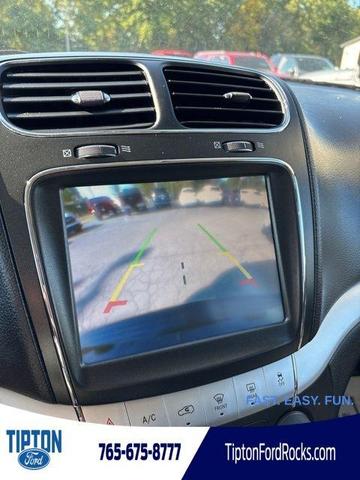 Photo of 2018 Pitch Black Clearcoat Dodge Journey