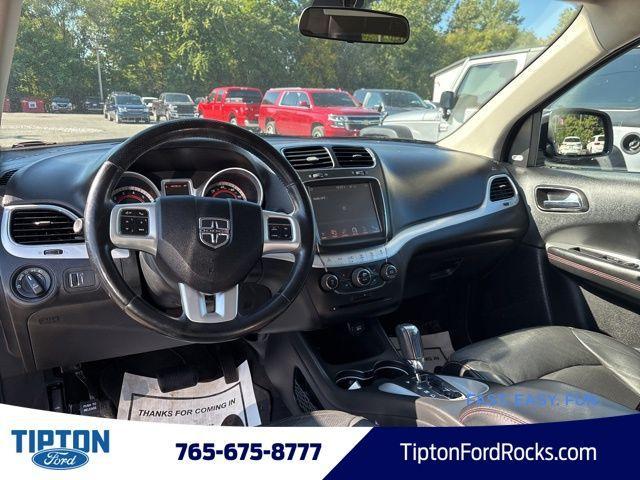 Photo of 2018 Pitch Black Clearcoat Dodge Journey