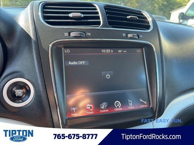 Photo of 2018 Pitch Black Clearcoat Dodge Journey