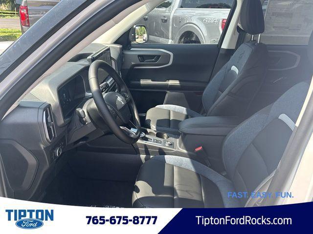 Photo of 2025 Oxford White Ford Bronco Sport