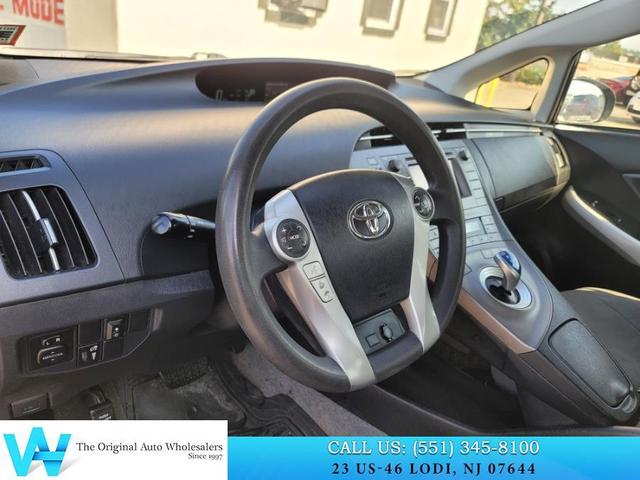 Photo of 2014 Black Toyota Prius