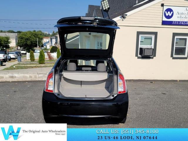 Photo of 2014 Black Toyota Prius