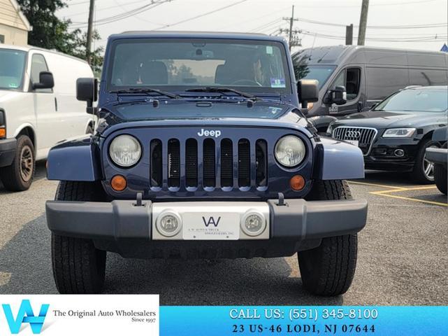 Photo of 2013 True Blue Pearlcoat Jeep Wrangler Unlimited