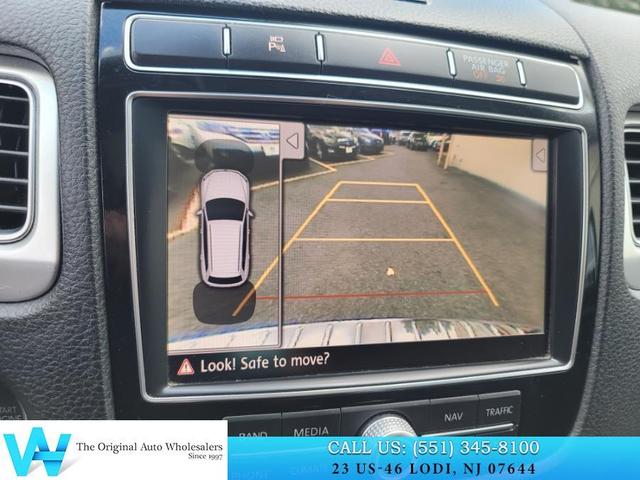 Photo of 2015 Pure White Volkswagen Touareg