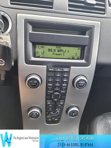Photo of 2010 Titanium Gray Metallic Volvo S40