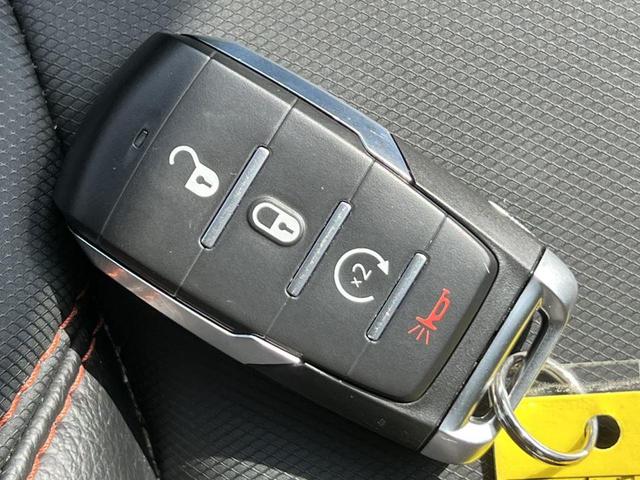 Photo of 2022 Redline 2 Coat Pearl RAM 1500